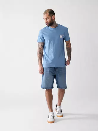 TOMMY JEANS | Nom du produit: T-Shirt
Marque: TOMMY JEANS
Couleur: bleu clair
Catégories: Mode, Homme

Longueur des manches: Manches courtes
Encolure: Col rond
Matière: Jersey, Coton
Motif: Logo
Coupe (vêtement d'extérieur): Regular
Style: Young Fashion | 